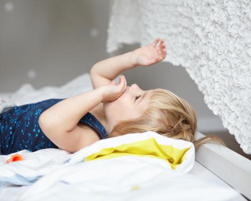 Czy dziecko naprawdę „nie chce” spać? O ukrytych napięciach i mitach snu malucha